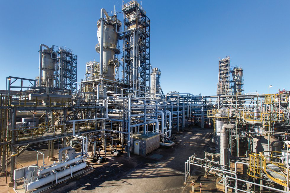 ExxonMobil Beaumont Texas refinery plans to restart crude unit by